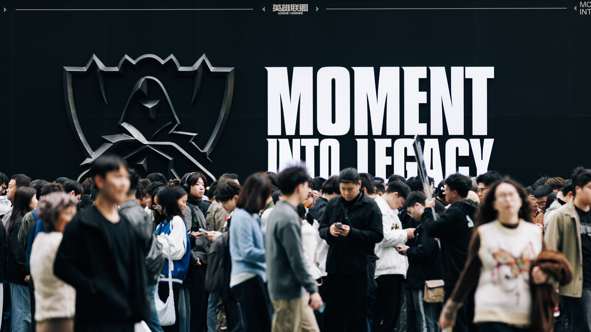 Riot Worlds 25 visual 12.