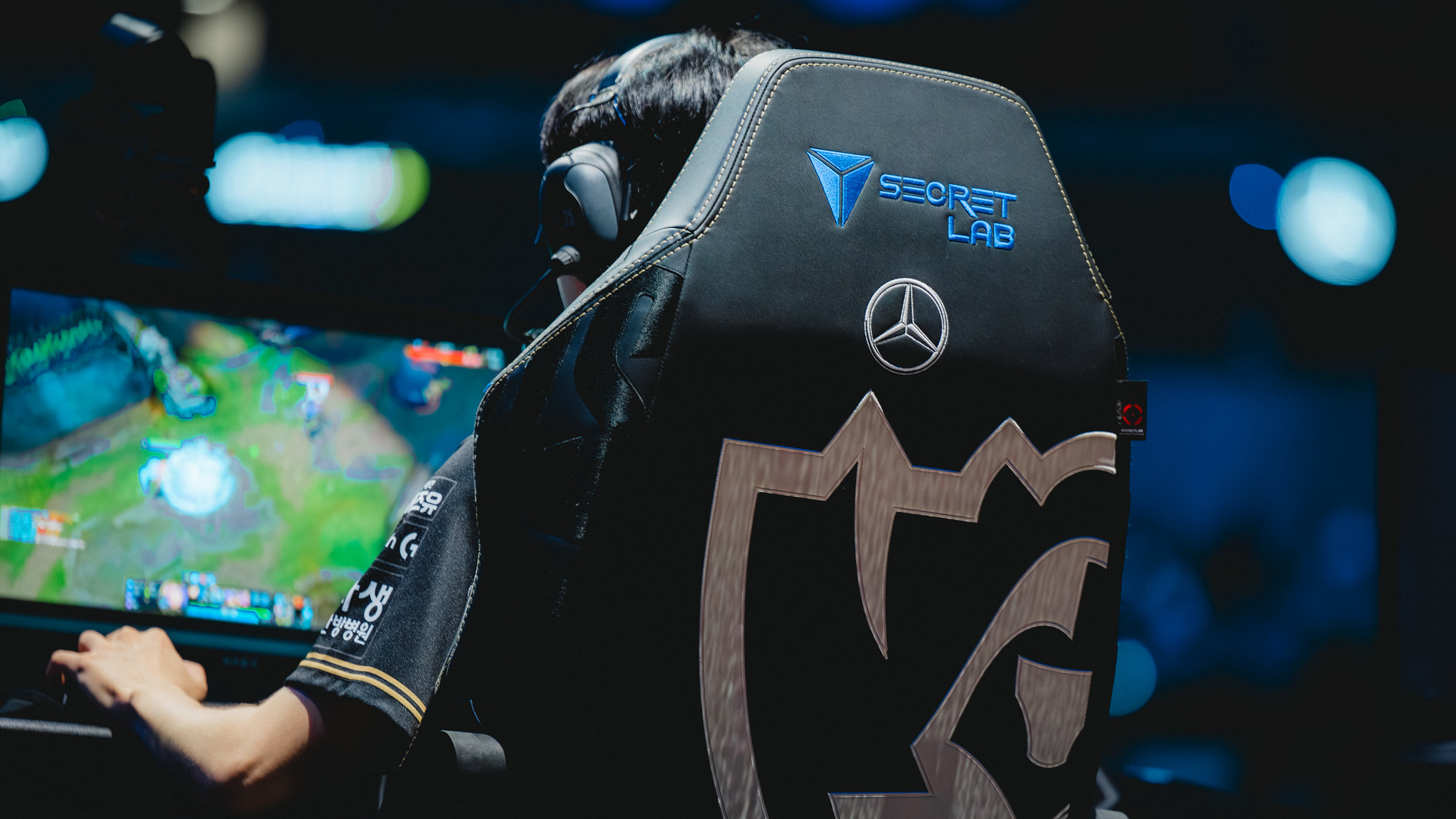Riot Worlds 25 visual 16.